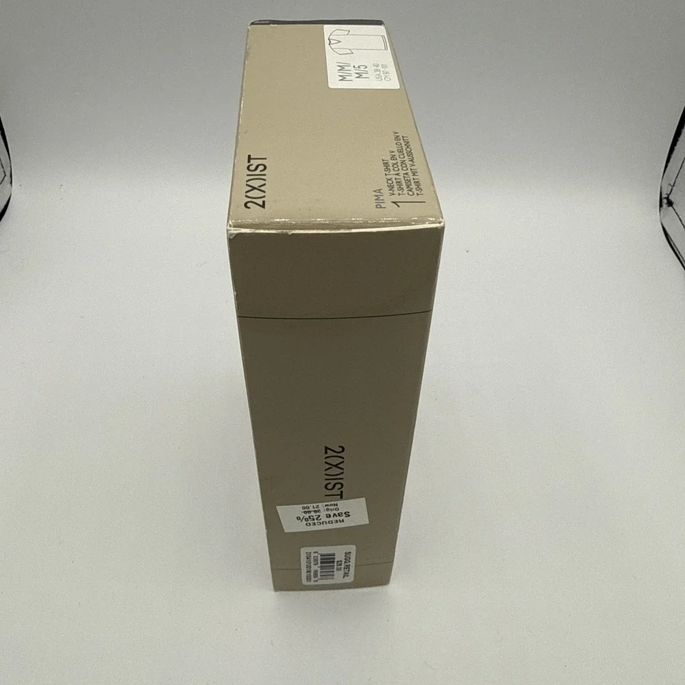 2(X)ist Pima Classic V-Neck Tee Shirt medium  White New in Box brand new